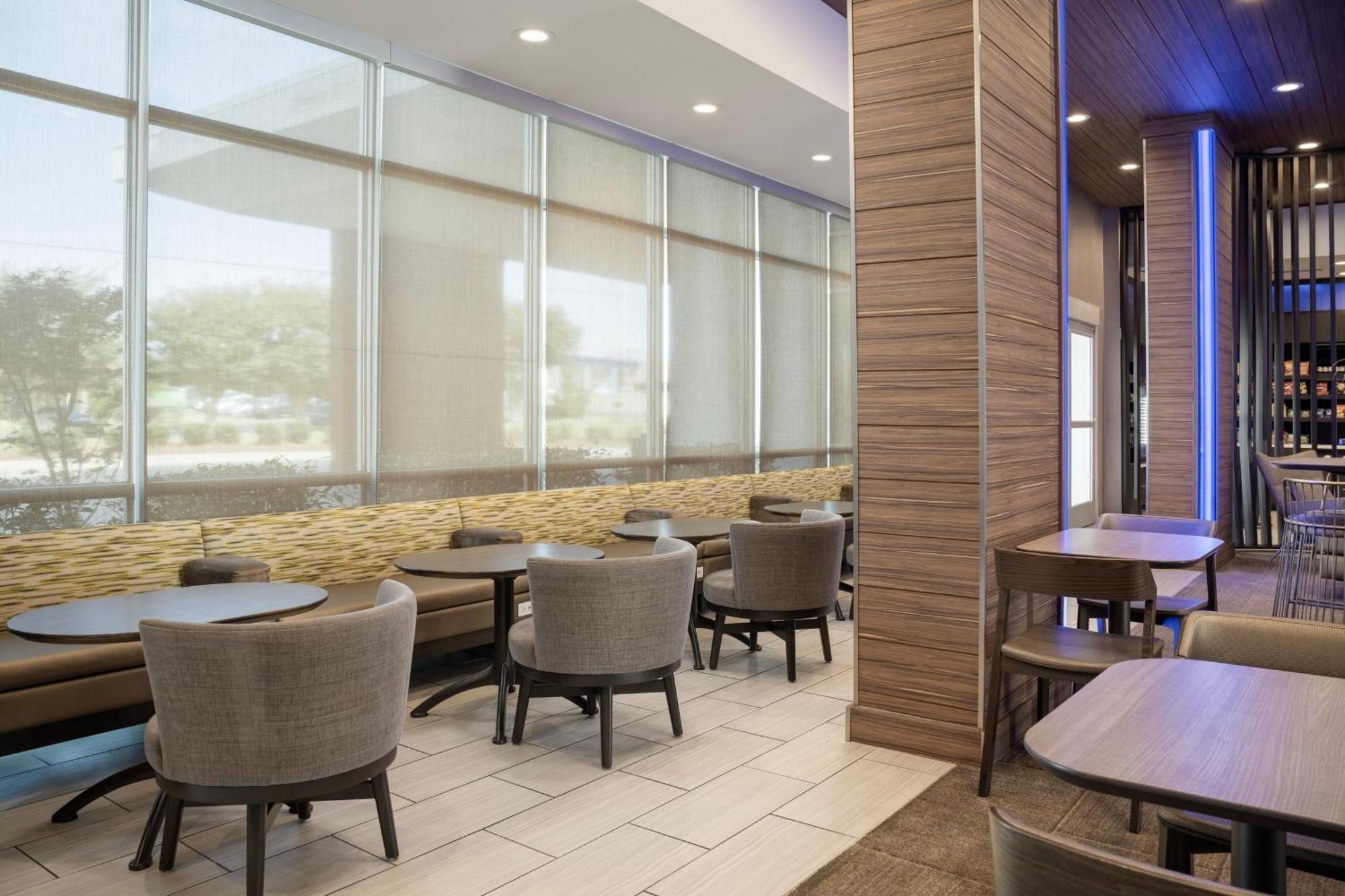 Springhill Suites By Marriott Birmingham Gardendale Екстериор снимка